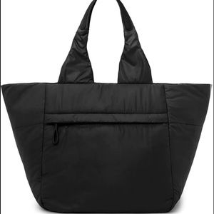 caraa - Cumulus Tote Medium in Black